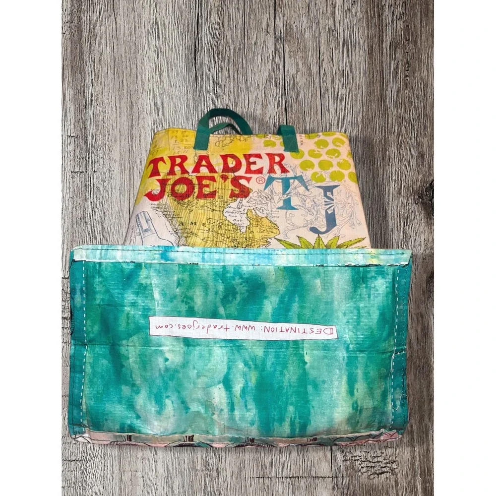 Trader Joe's Reusable Grocery Shopping Bag Pirate Ship Crab Moon Map Rare